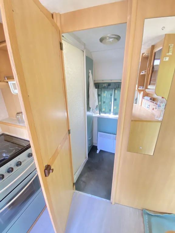 Коттедж Домик в лесу — Кобрино