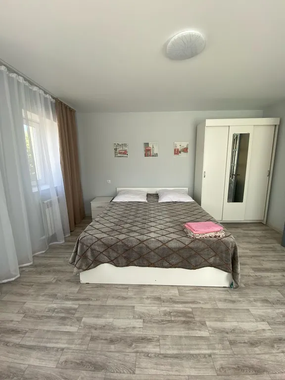 Коттедж Уютный домик в центре города — Элиста