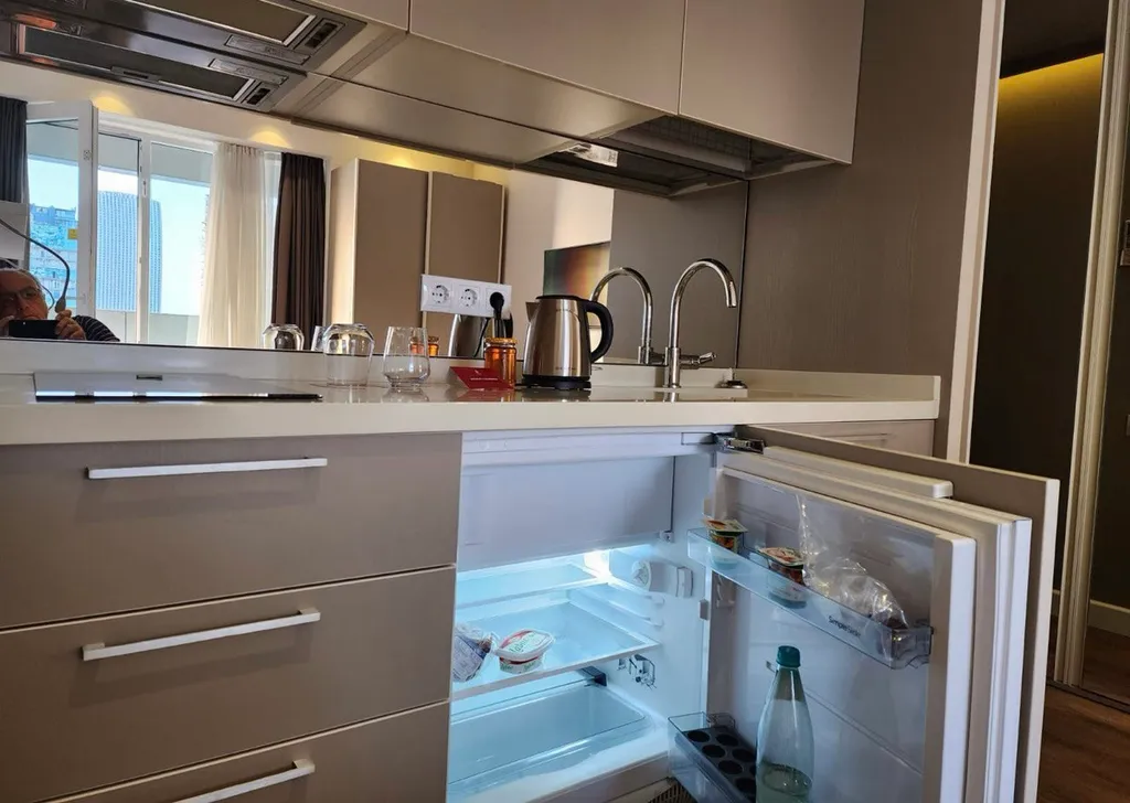 Квартира Квартира Апартамент с видом на первой линии моря в 5* Апарт-отеле — Батуми