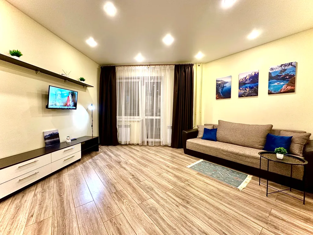 Просторные аппартаменты рядом с СШОР 9 и Академией МЧС