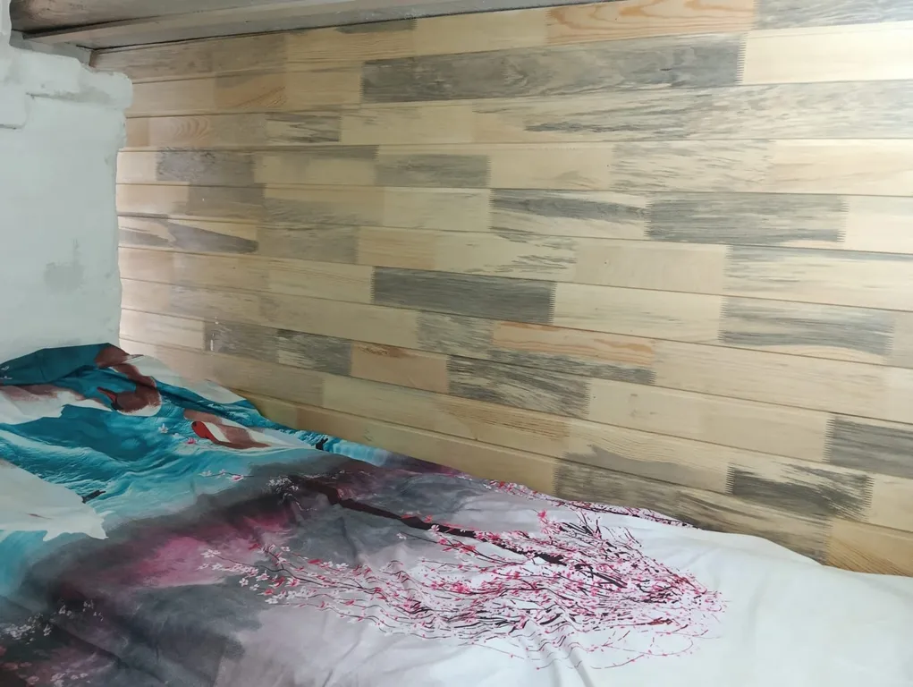 Деревенский дом с печью