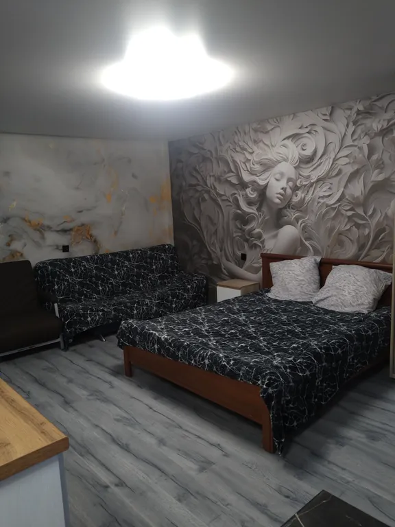 Уютная квартира в центре поселка