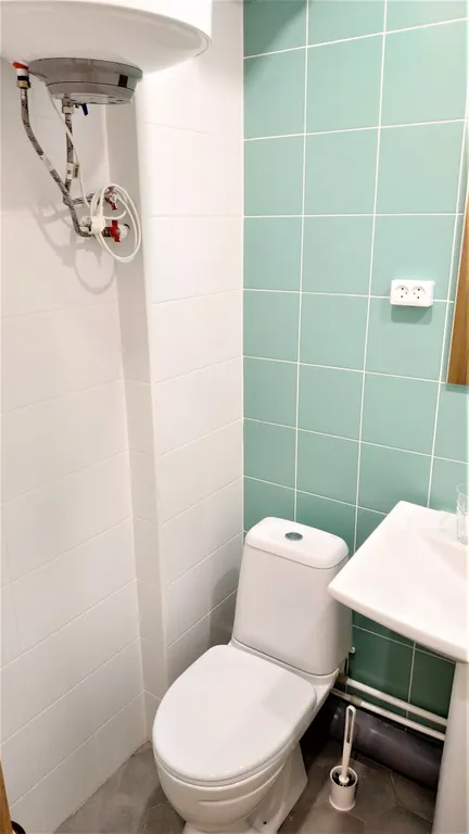 Двухместная уютная студия в 8-ми минутах ходьбы от метро