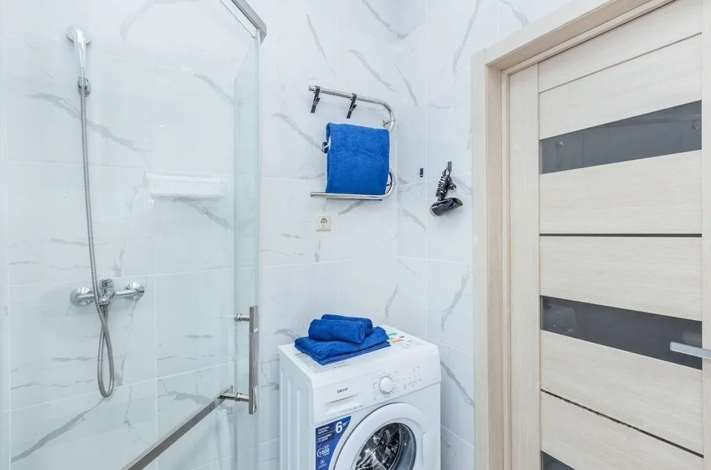 Студия с бассейном у моря