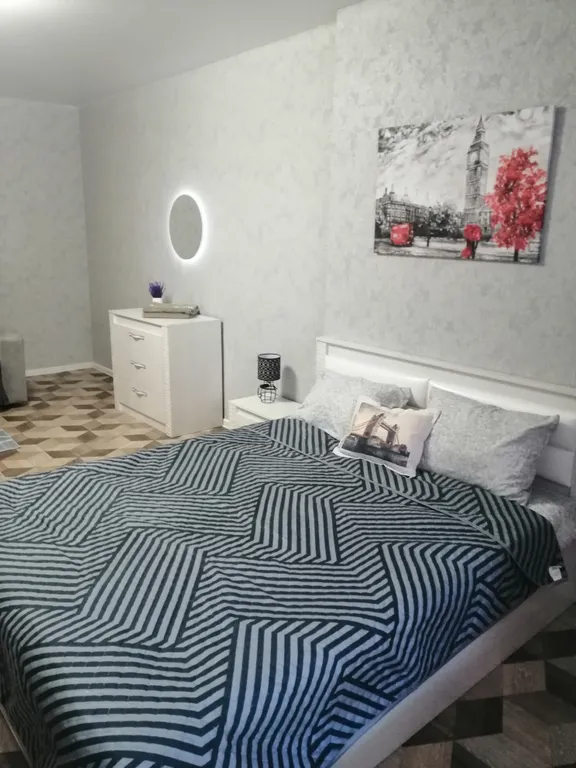 Большая  однокомнатная, квартира  51 кв. м — аренда посуточно в Воронеж