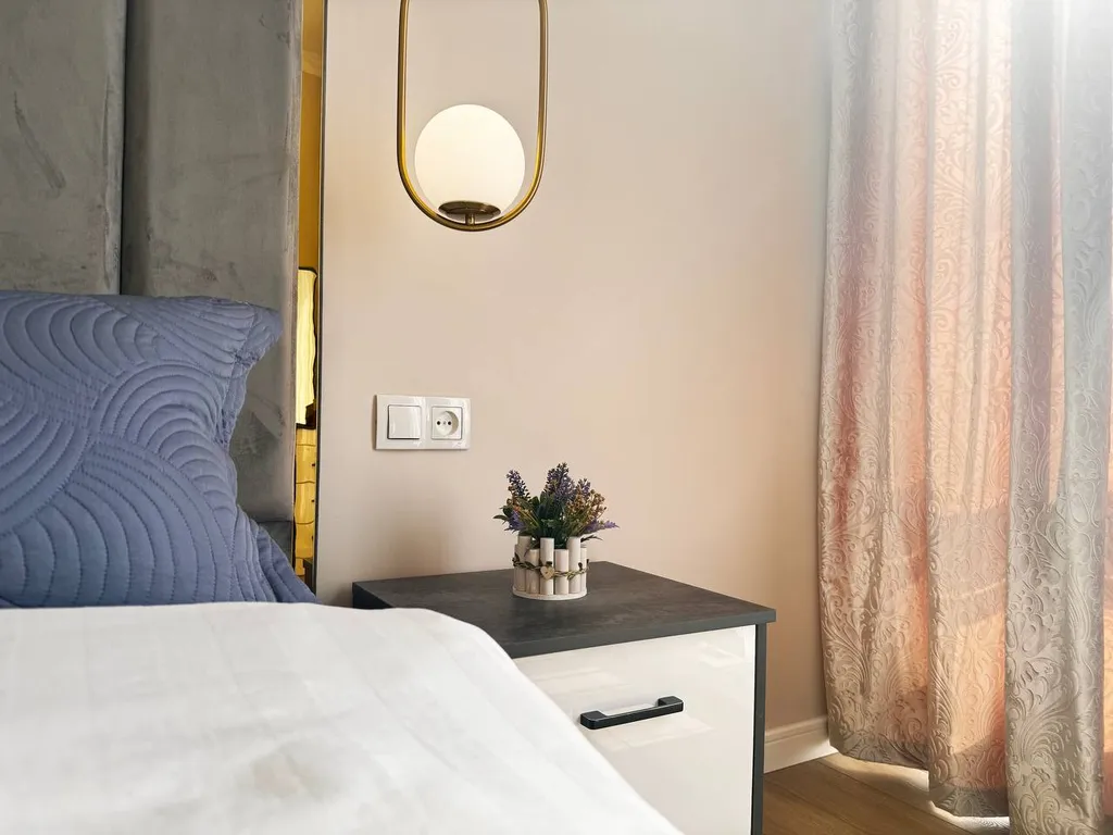 2 комнатная в ЖК 4YOU, рядом с ТЦ MEGA, кв 22