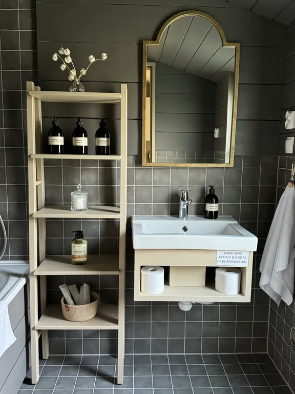 Уютный загородный дом в тишине