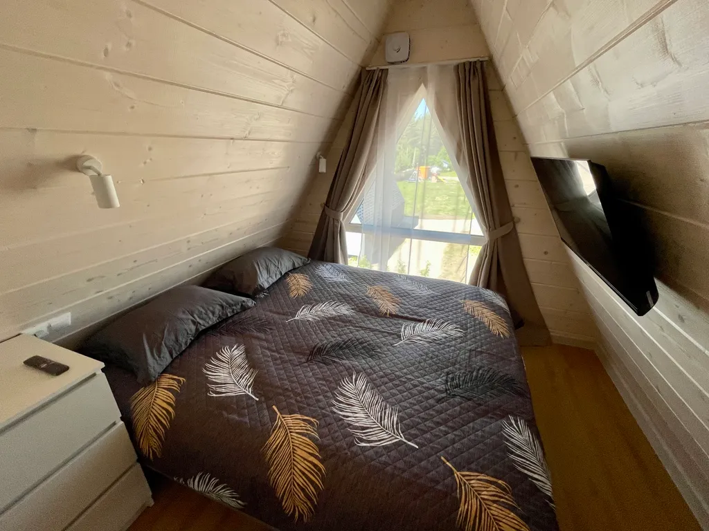 Коттедж Уютный дом аттик А-фрейм у Снетковского озера — Ларионово