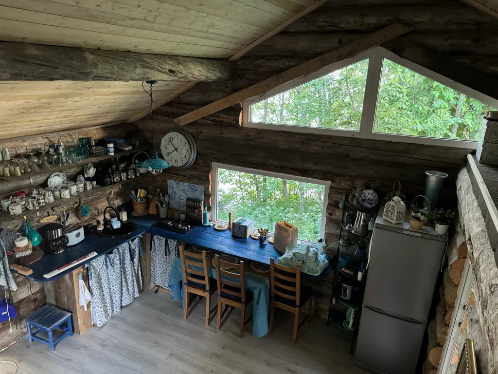 Озерный домик на Онего