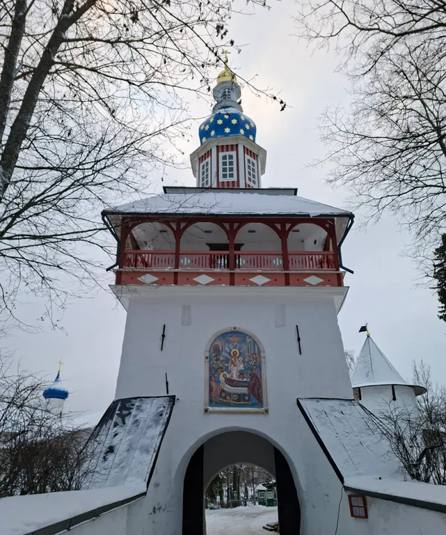 Апартаменты рядом с домом паломника