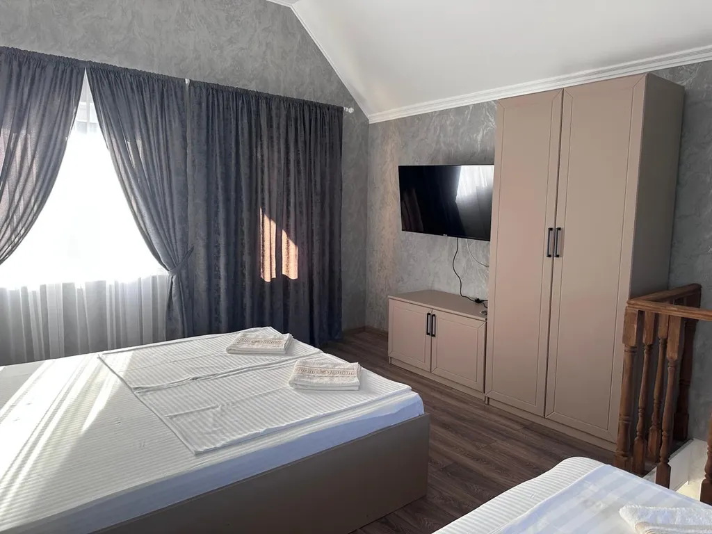 Таунхаус двухуровневый у моря