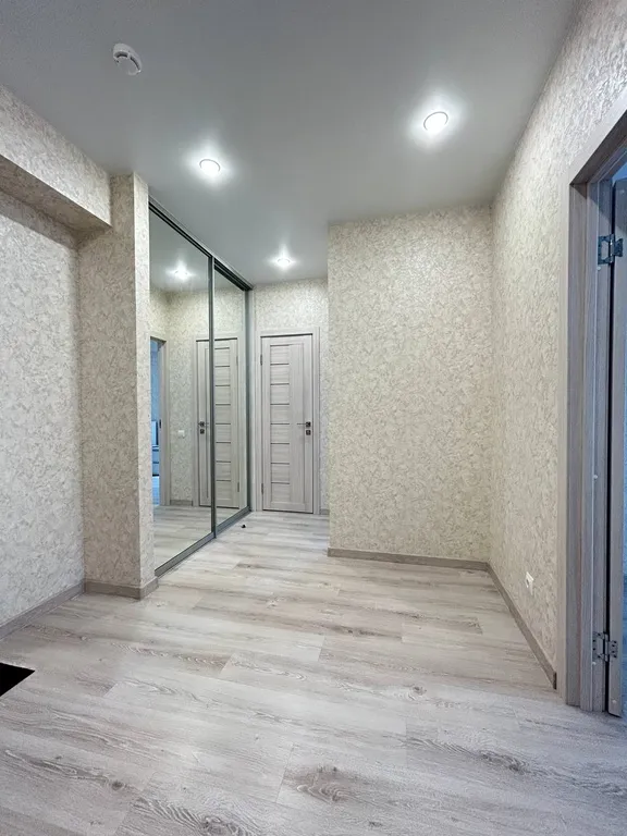 Двухкомнатная квартира на берегу моря