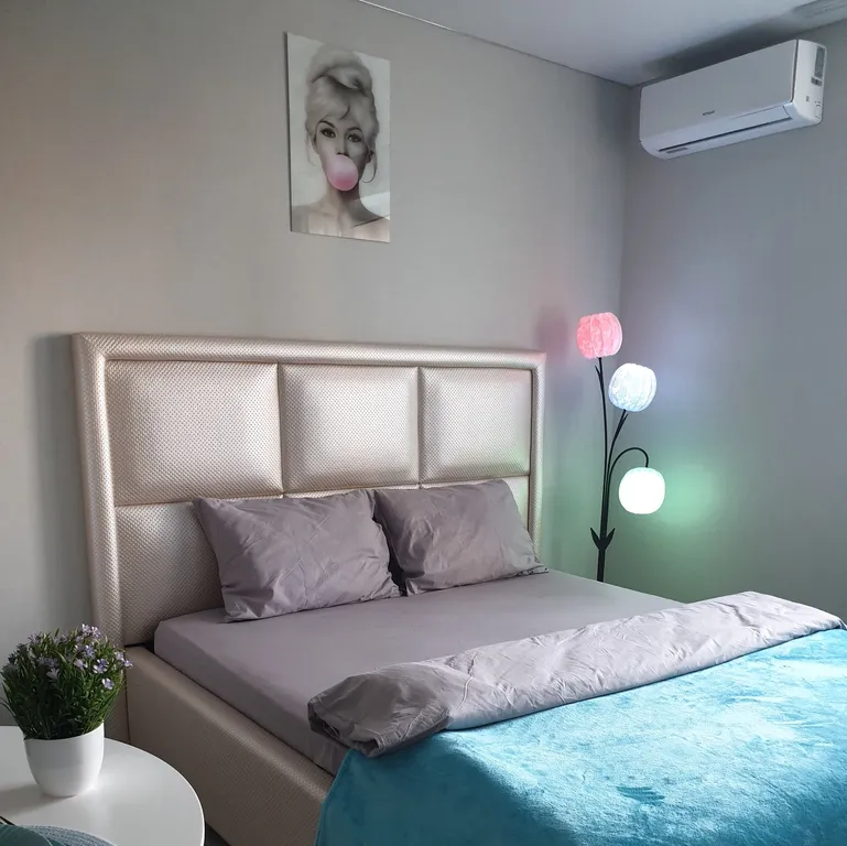 Квартира Современная студия с бесконтактным заселением — аренда посуточно в Энгельс