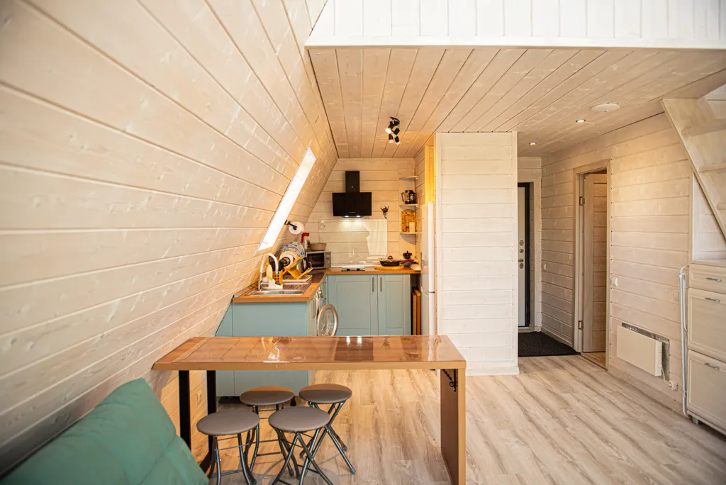 Коттедж Дом для отдыха всей семьей — Луга