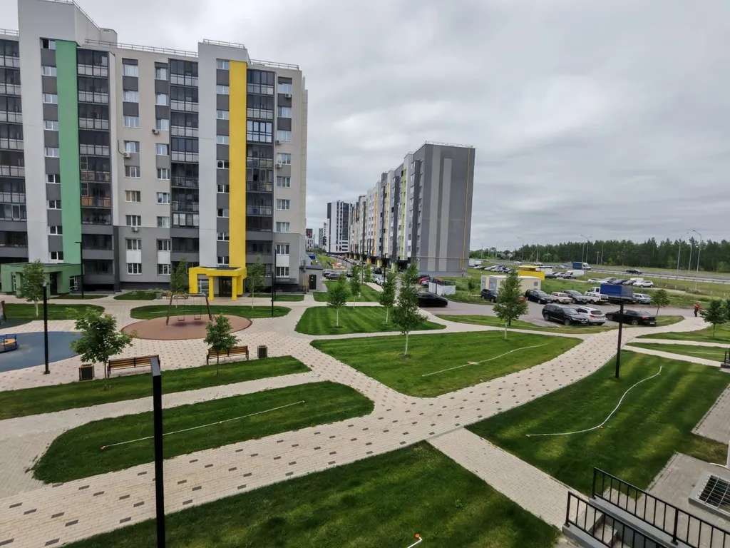 Рядом с аквапарком Улет