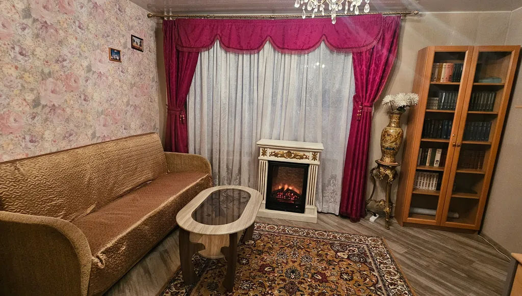 Квартира Двухкомнатная квартира с камином на Набережной Москвы — Москва