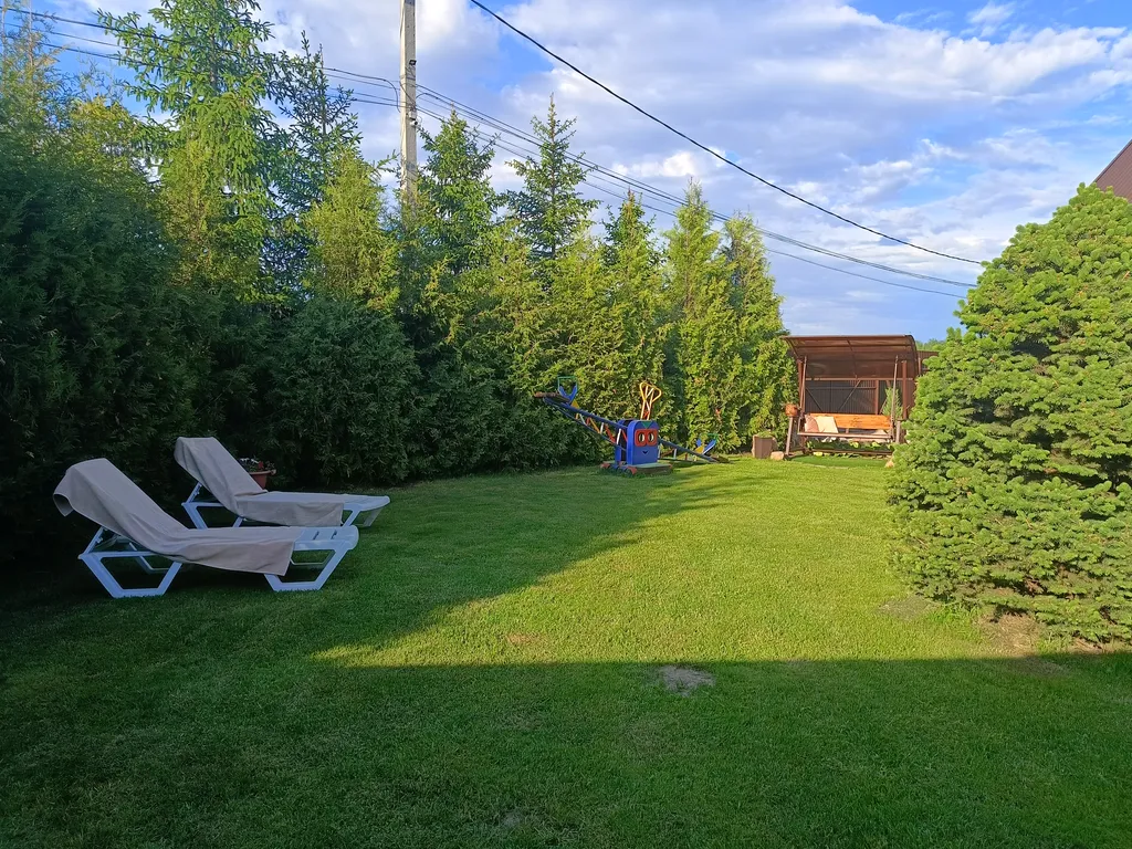 Дом с сауной, теплой купелью и аэрохоккеем на берегу водохранилища