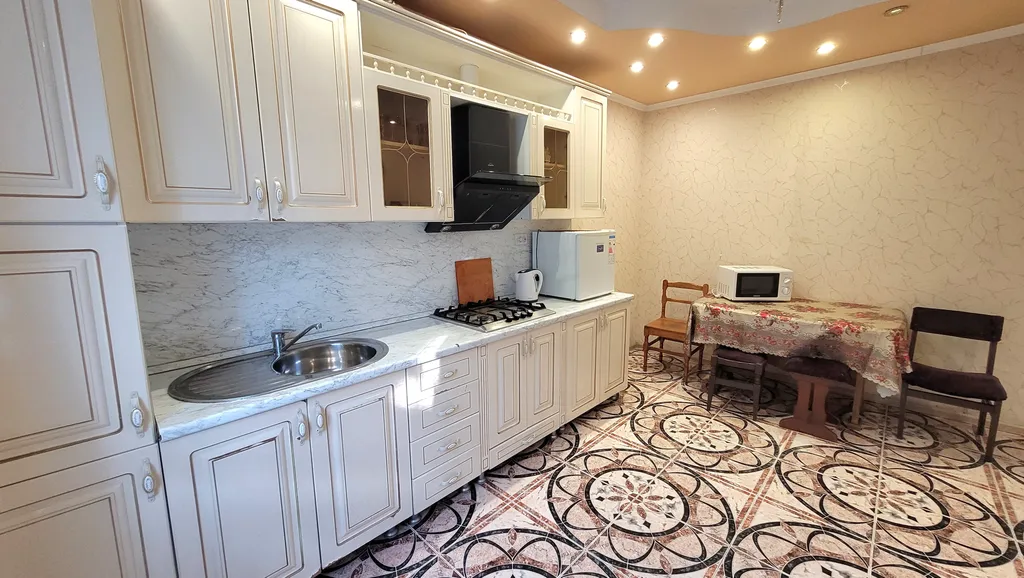 3-комнатная Квартира