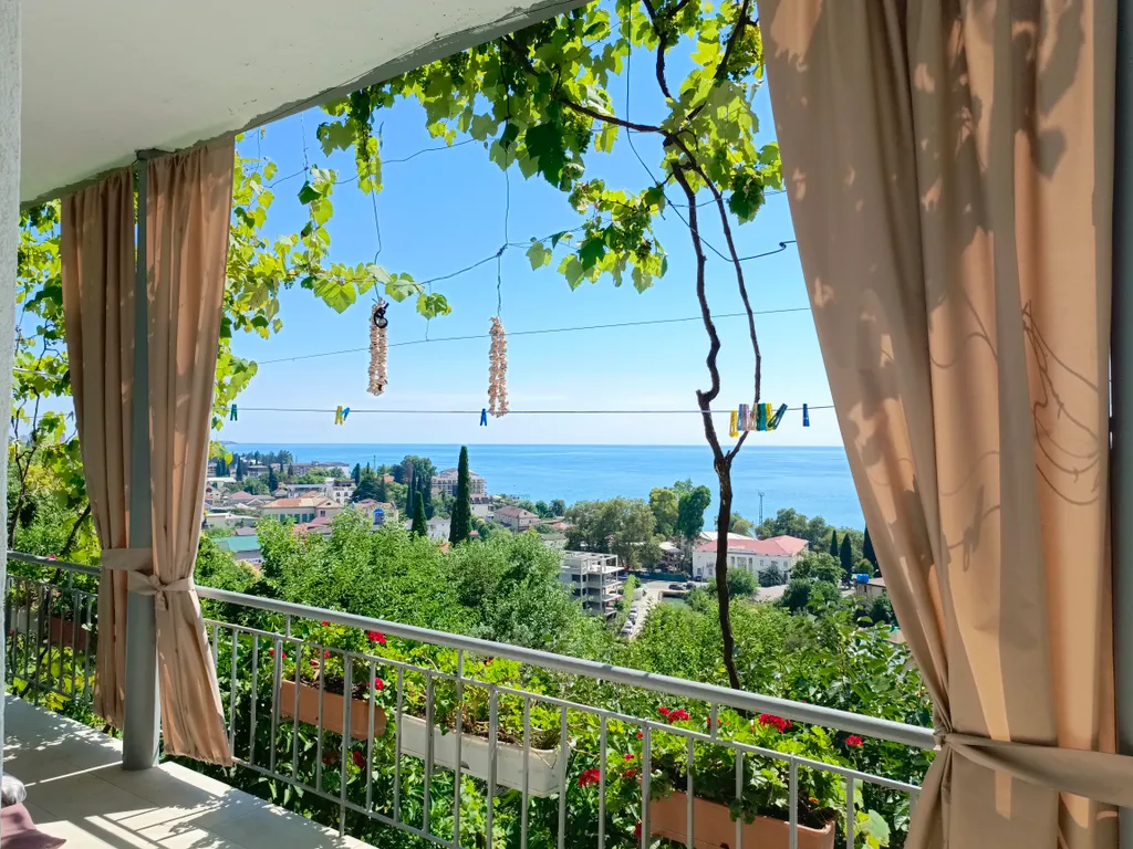 Квартира 2-комнатная Квартира — Гагра