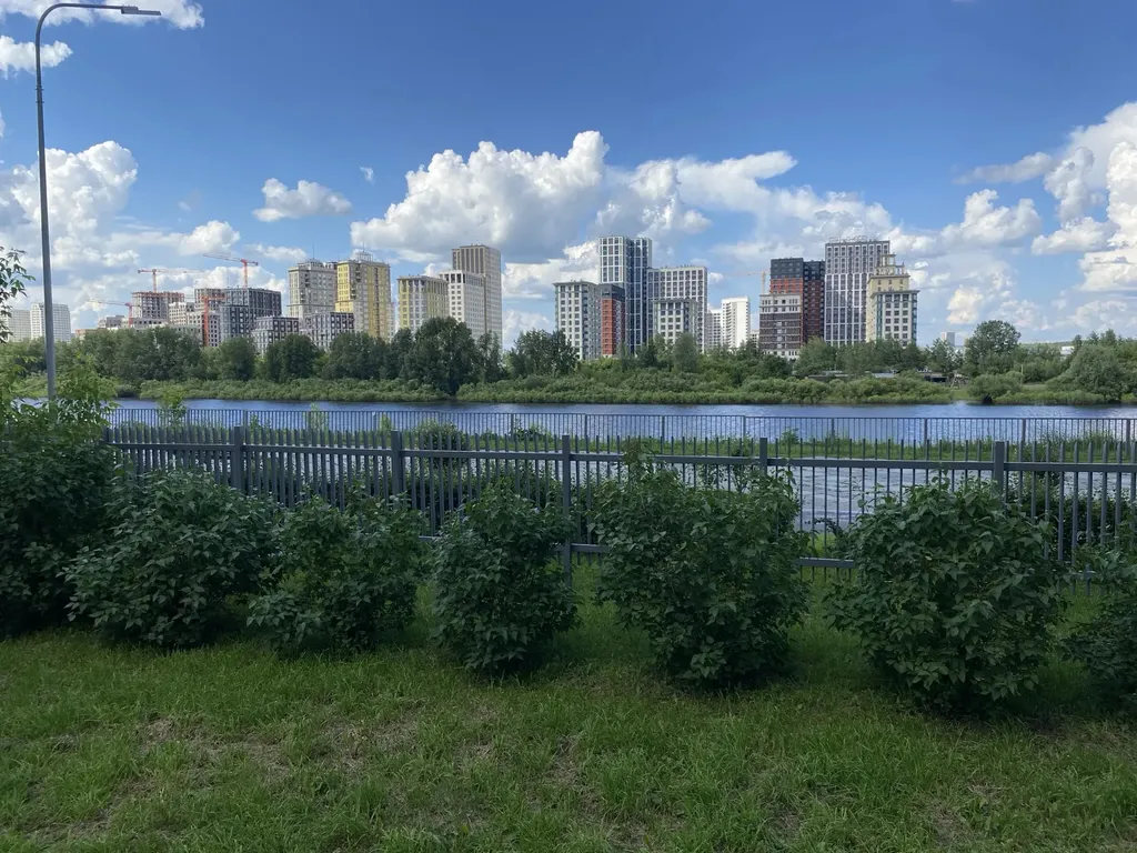 Квартира в центральной части города возле реки