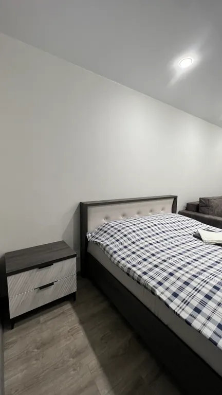 Трехкомнатная квартира с хорошим ремонтом и видом