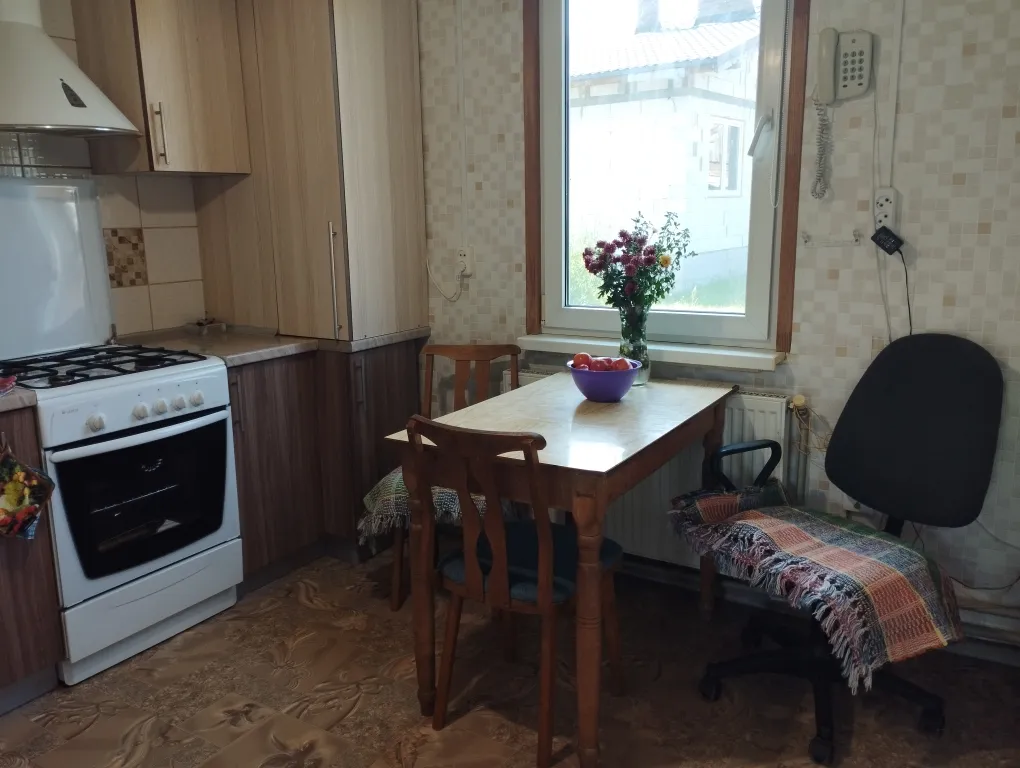 Маленький зеленый домик