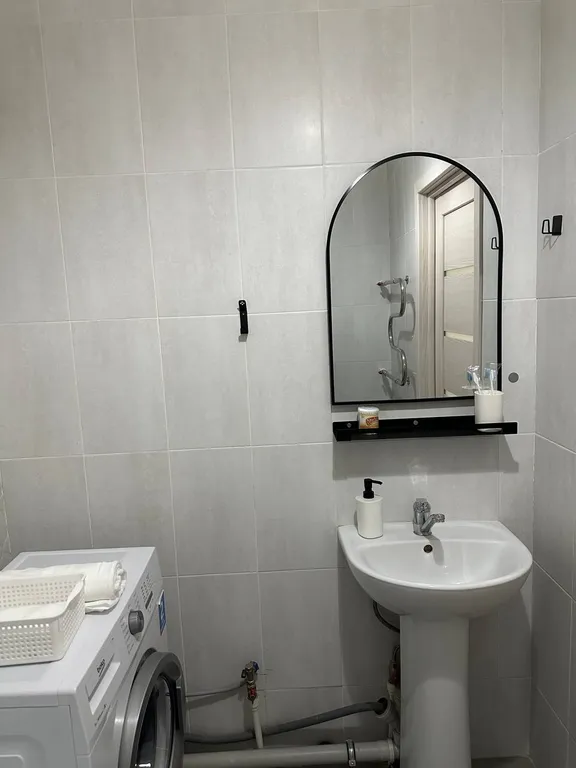 Квартира Светлая квартира с балконом — Алматы