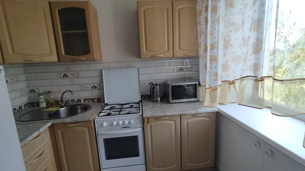 1-комнатная Квартира — аренда посуточно в Лысьва