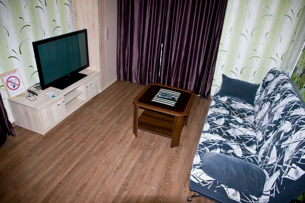 Однокомнатная около Универсама-1