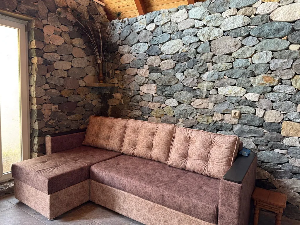 Каменный дом шале