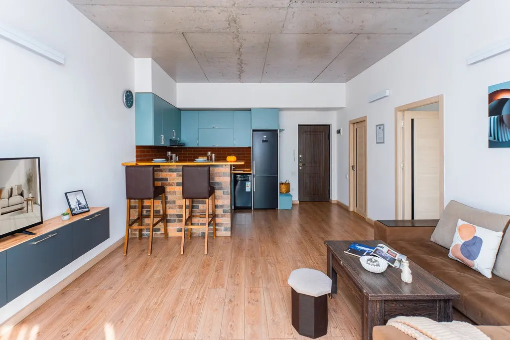 Стильная квартира с балконом у Площади Республики