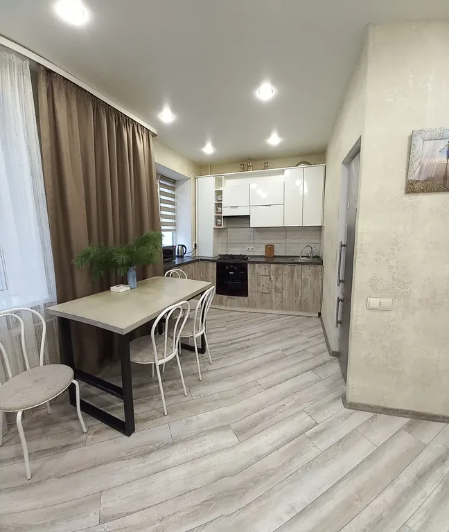 Просторная квартира в центре — аренда посуточно в Витебск