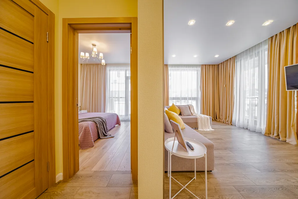 Охтаинн 26-1 с видом на школу