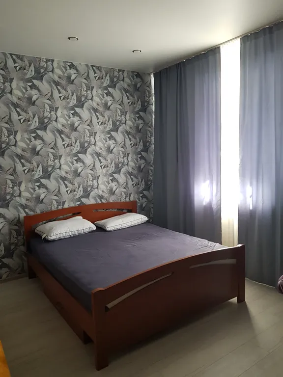 2-комнатная Квартира — аренда посуточно в Волжский