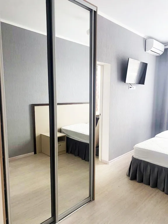 2-комнатная квартира 100 метров до моря