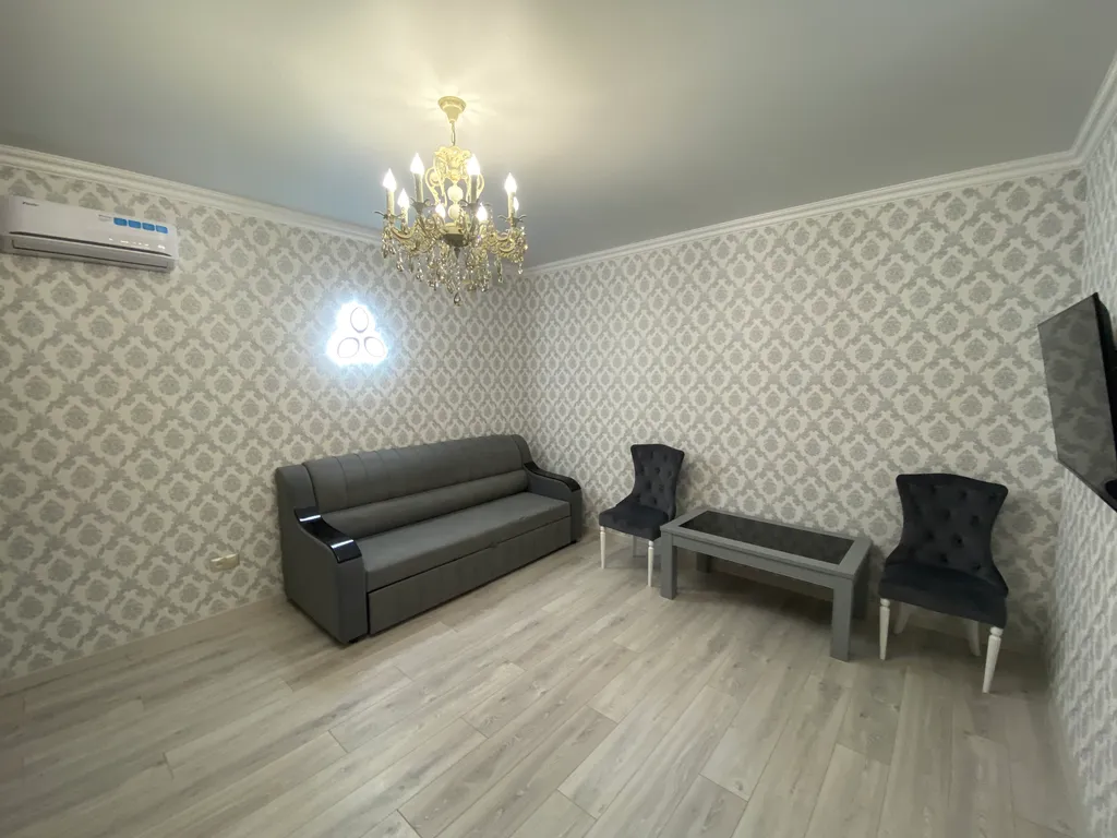 Красивая уютная квартира-студия для двоих возле самого моря, с бассейном