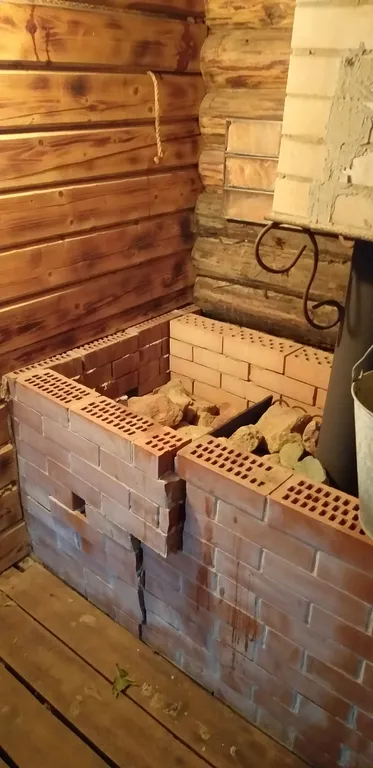 Дом с камином