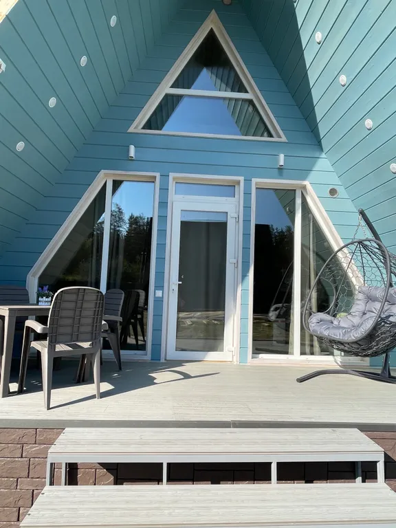 Коттедж Уютный дом аттик А-фрейм у Снетковского озера — Ларионово