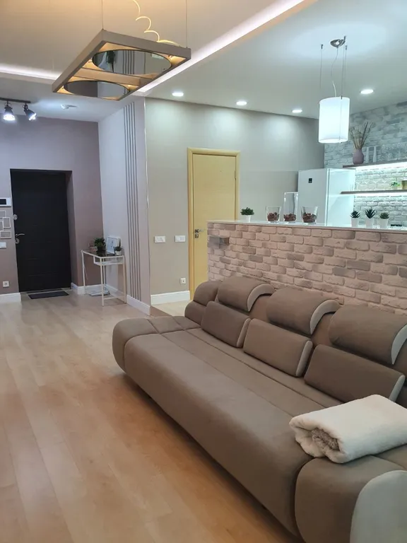 Квартира в новом доме с паркингом