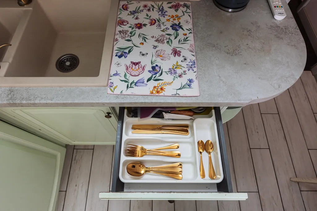 Квартира 3-комнатная Квартира — Калининград