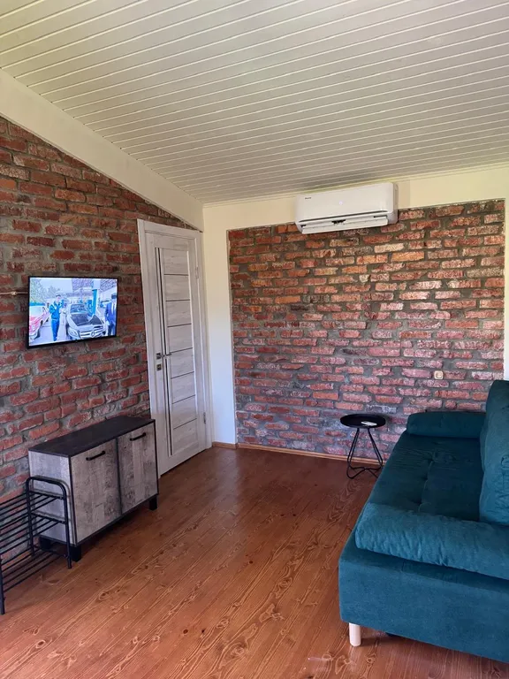 Уютный дом с садом и прекрасным видом на горы и море