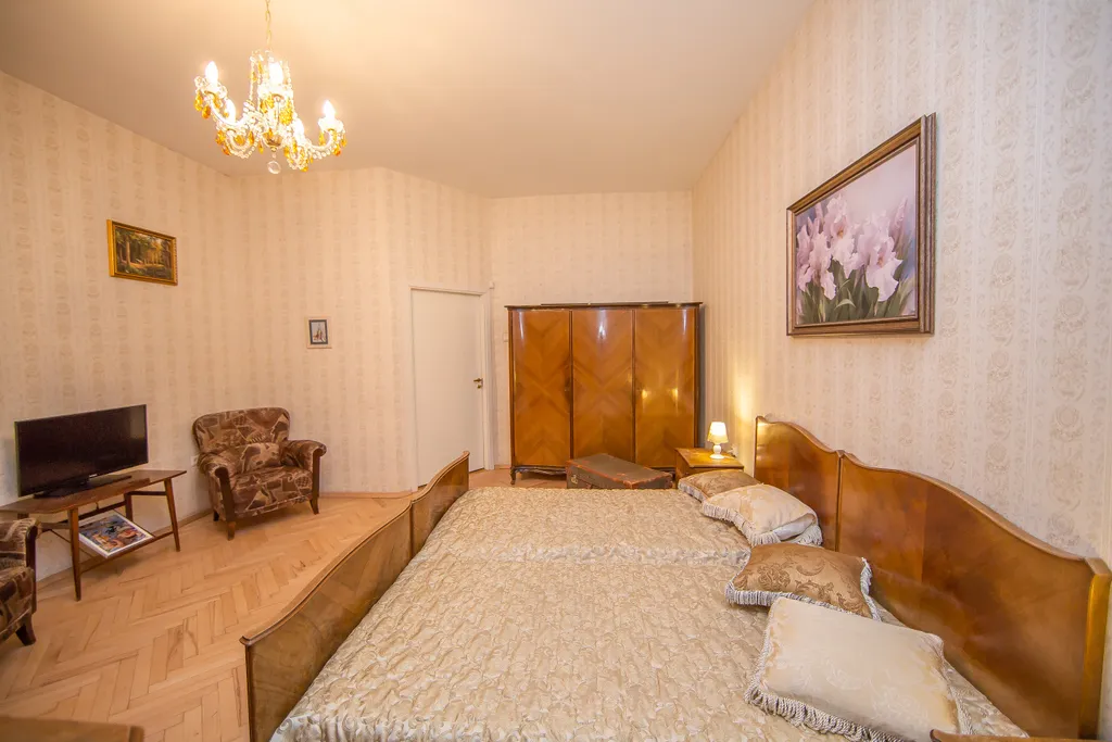 St Isaak 2BTH Grand Apartment