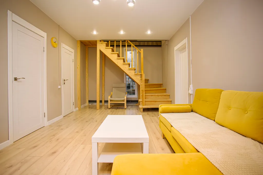 Дом на берегу реки