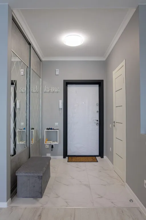 Уютная студия с большой панорамной лоджией