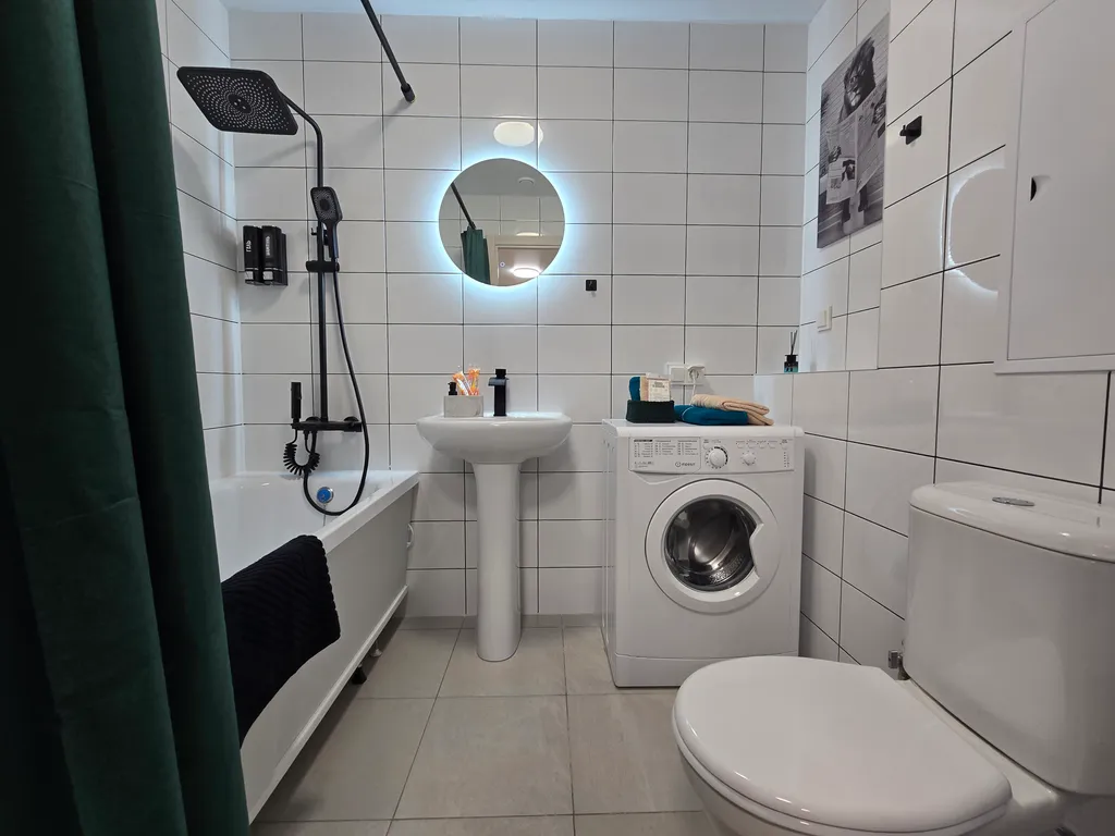 Стильная евродвушка у МРНЦ имени Цыба