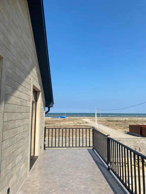 Коттедж у моря