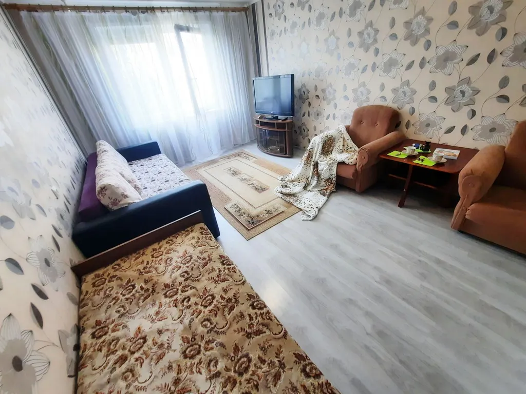 Уютная 1-комнатная квартира в спальном районе, недалеко от центра