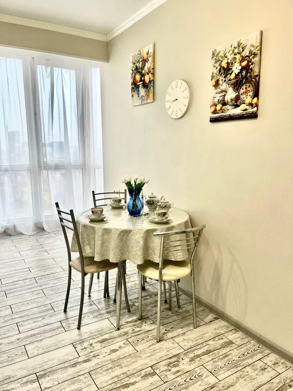 Апартаменты Astra Apartments  возле центра с новым ремонтом