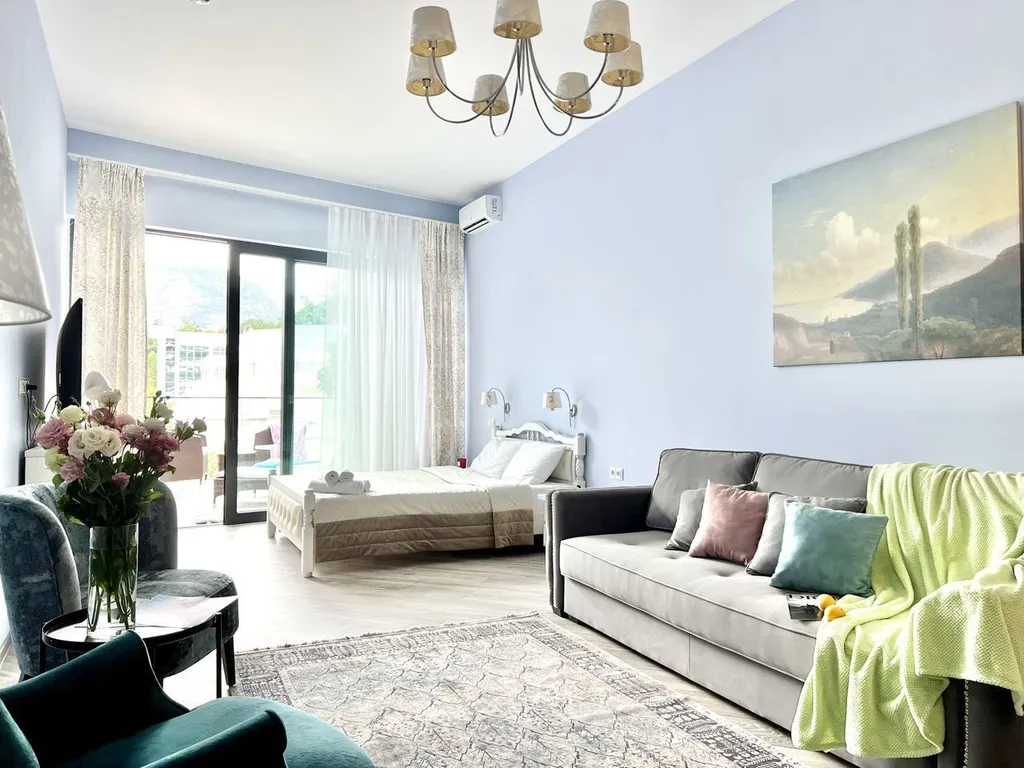 Уютная студия на первой линии моря