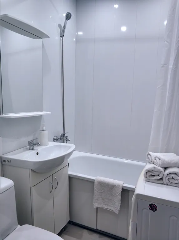 Квартира 2-комнатные апартаменты в центре с балконом — Ярославль